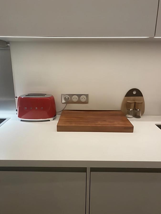 New Apartment Near Champs Elysees パリ エクステリア 写真