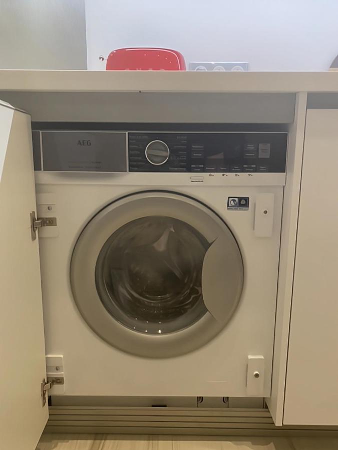 New Apartment Near Champs Elysees パリ エクステリア 写真