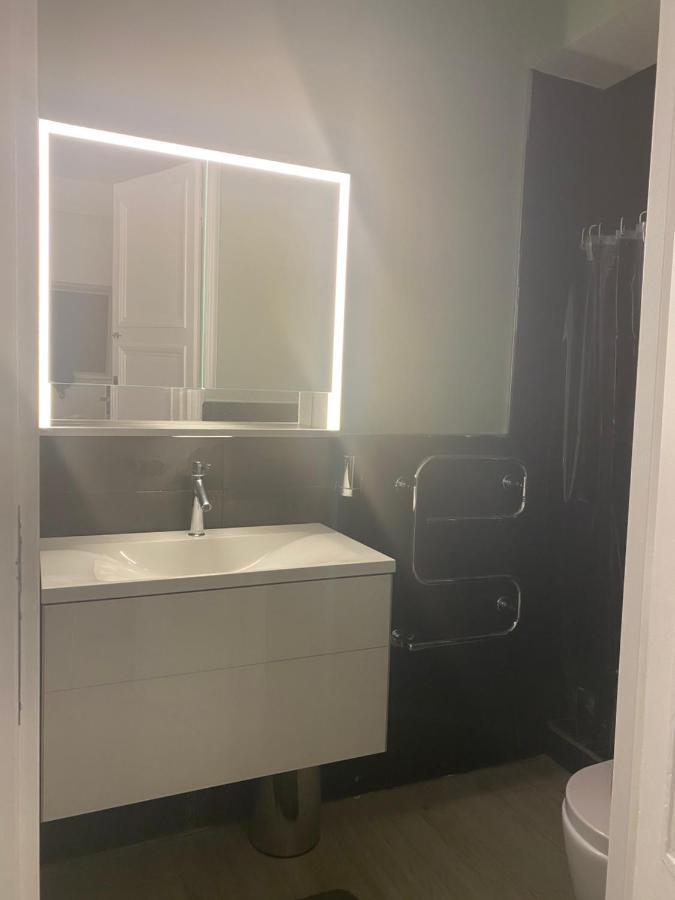 New Apartment Near Champs Elysees パリ エクステリア 写真